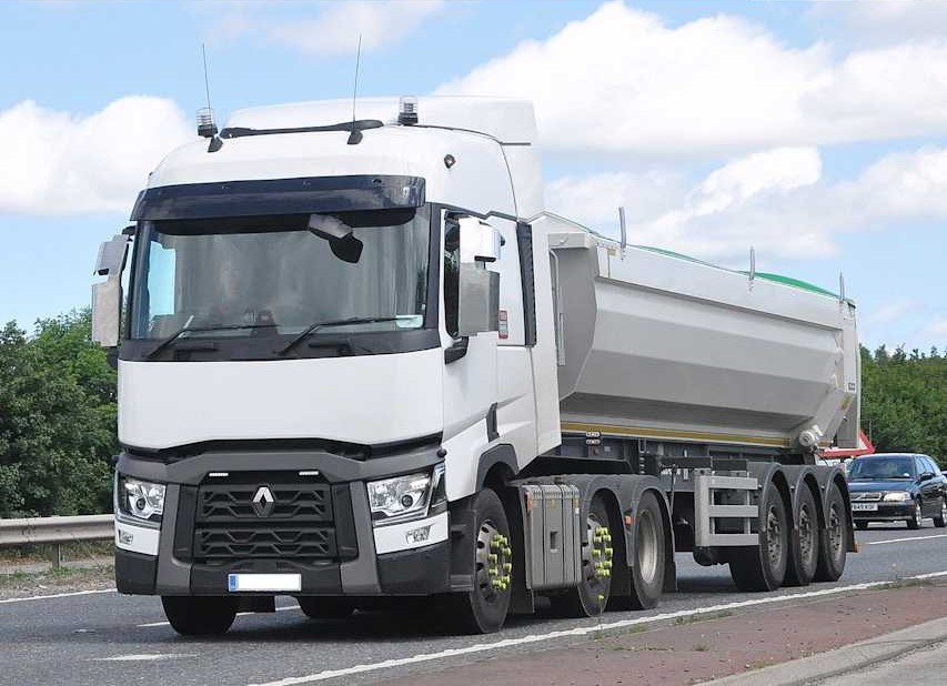 Самосвал Renault C440/C480 - аренда в компании Марктранс (MARKTRANS)