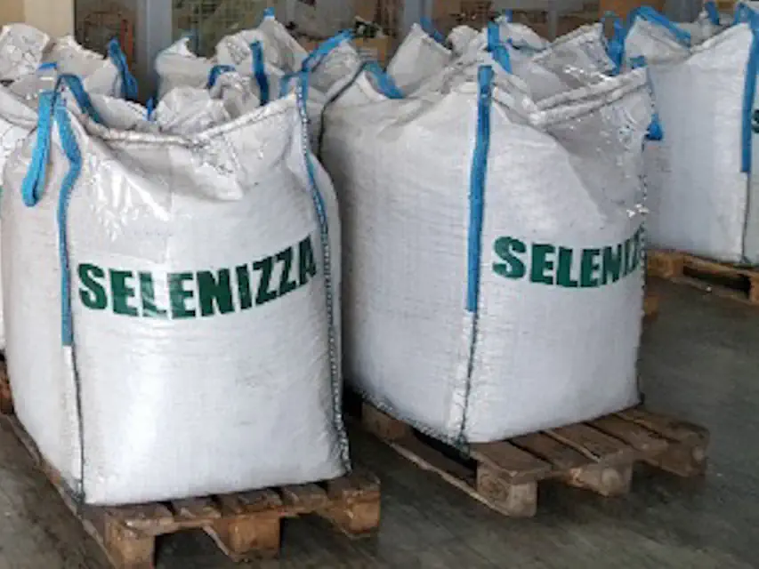 Біг-беги Selenizza на палетах