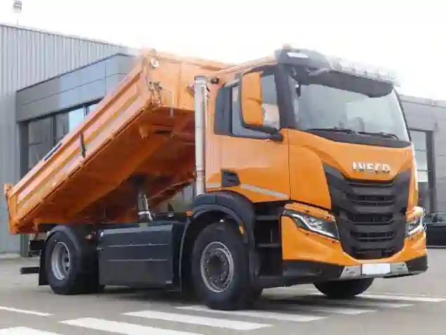 Оренда Iveco S-Way з водієм у компанії МАРК ТРАНС БУД (Марктранс)