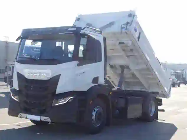 Самоскид Iveco S-Way в Киеве та области