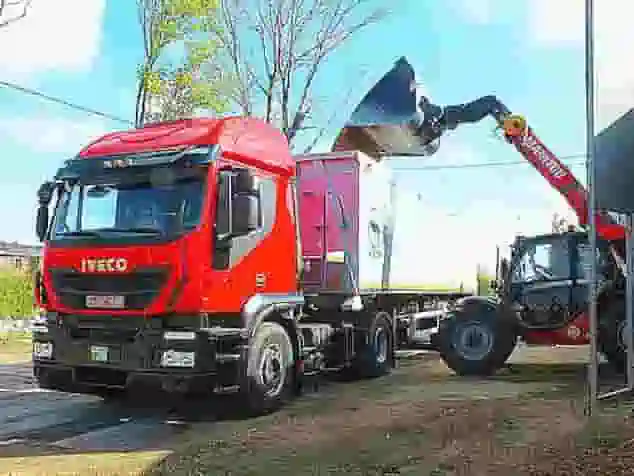 Оренда самосвала Iveco Stralis в Києві та області