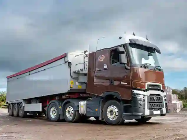 Самоскид Renault T High- аренда у компанії МАРК ТРАНС БУД (Марктранс)