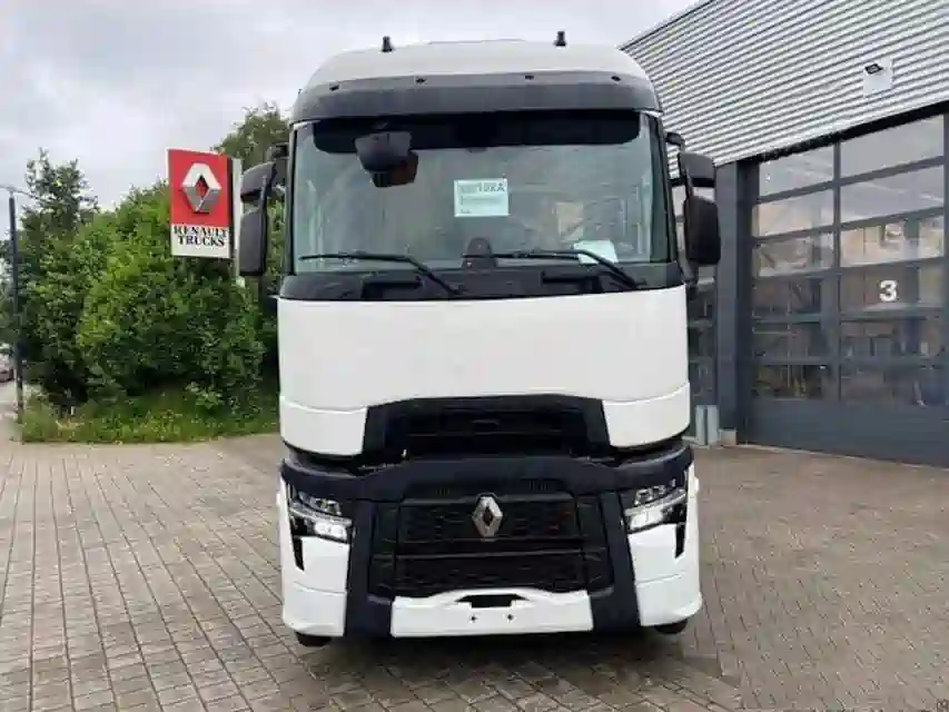 Орендувати самоскид Renault T High