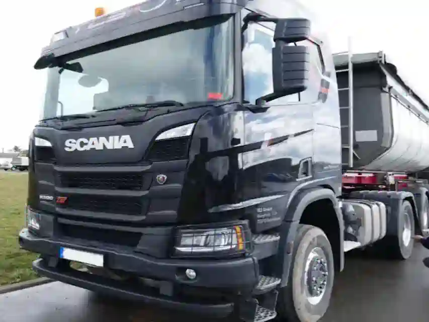 Оренда самоскида Scania R500
