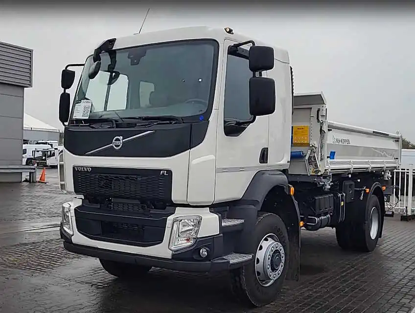 Оренда вантажівки Volvo FL з водієм у Києві та області